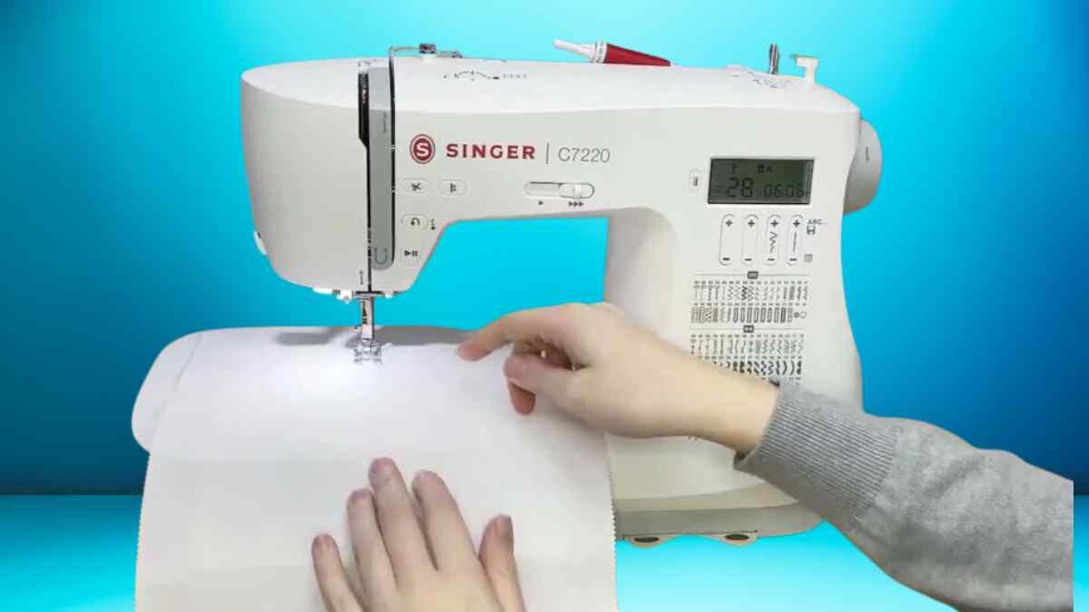 Singer 37431881809: The Ultimate Blend of Traditional Sewing Craft and Contemporary Features